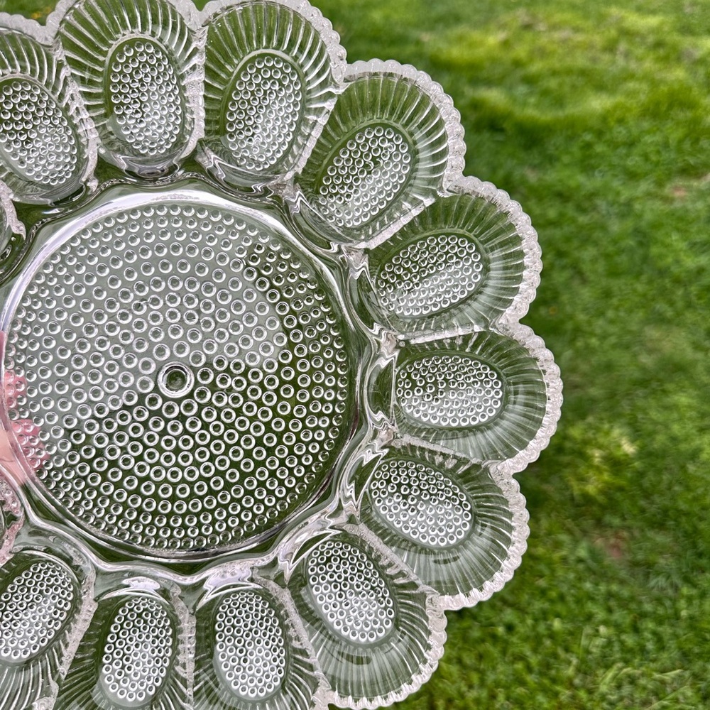 Vintage Indiana Glass Co. Hobnail Egg Platter - Picture 4 of 6
